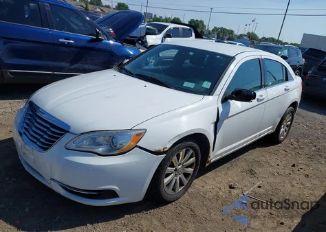 2012 Chrysler 200 Touring из США, поврежденный, VIN 1C3CCBBB8CN120204